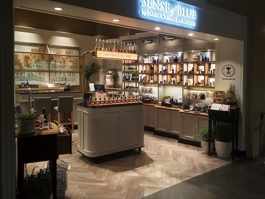 NEAL’S YARD REMEDIES 有楽町マルイ