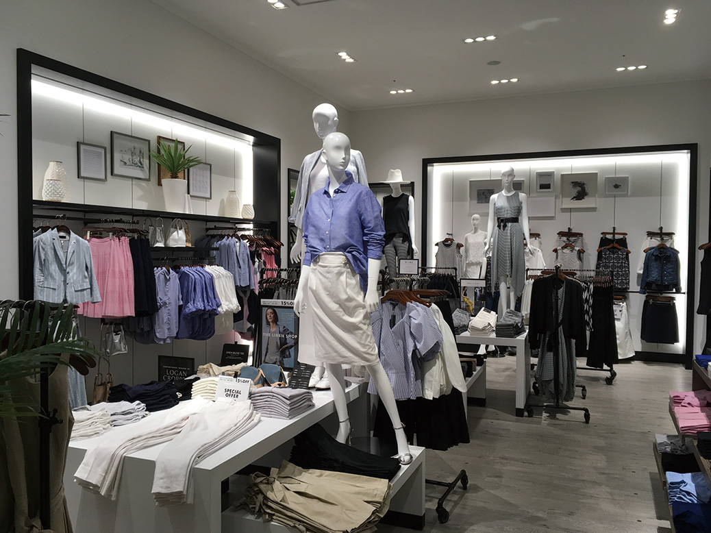BANANA REPUBLIC なんばパークス